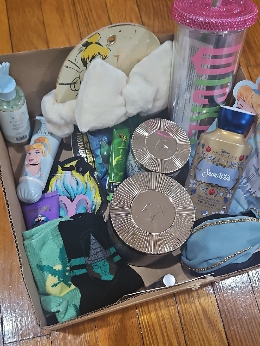 NWT! WICKED LITTLE BEAUTY BUNDLE! 16 ITEMS OVER $100 RETAIL!!